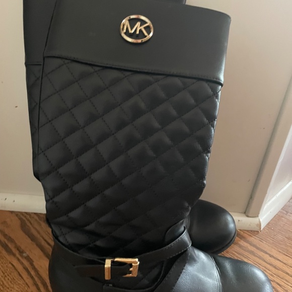 Girls Michael Kora Katy’s Black Quilted Riding Boots - Picture 2 of 7